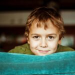 Problemy z zazdrością? Upominek od bobasa naprawdę pomaga